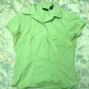Green, short sleeved